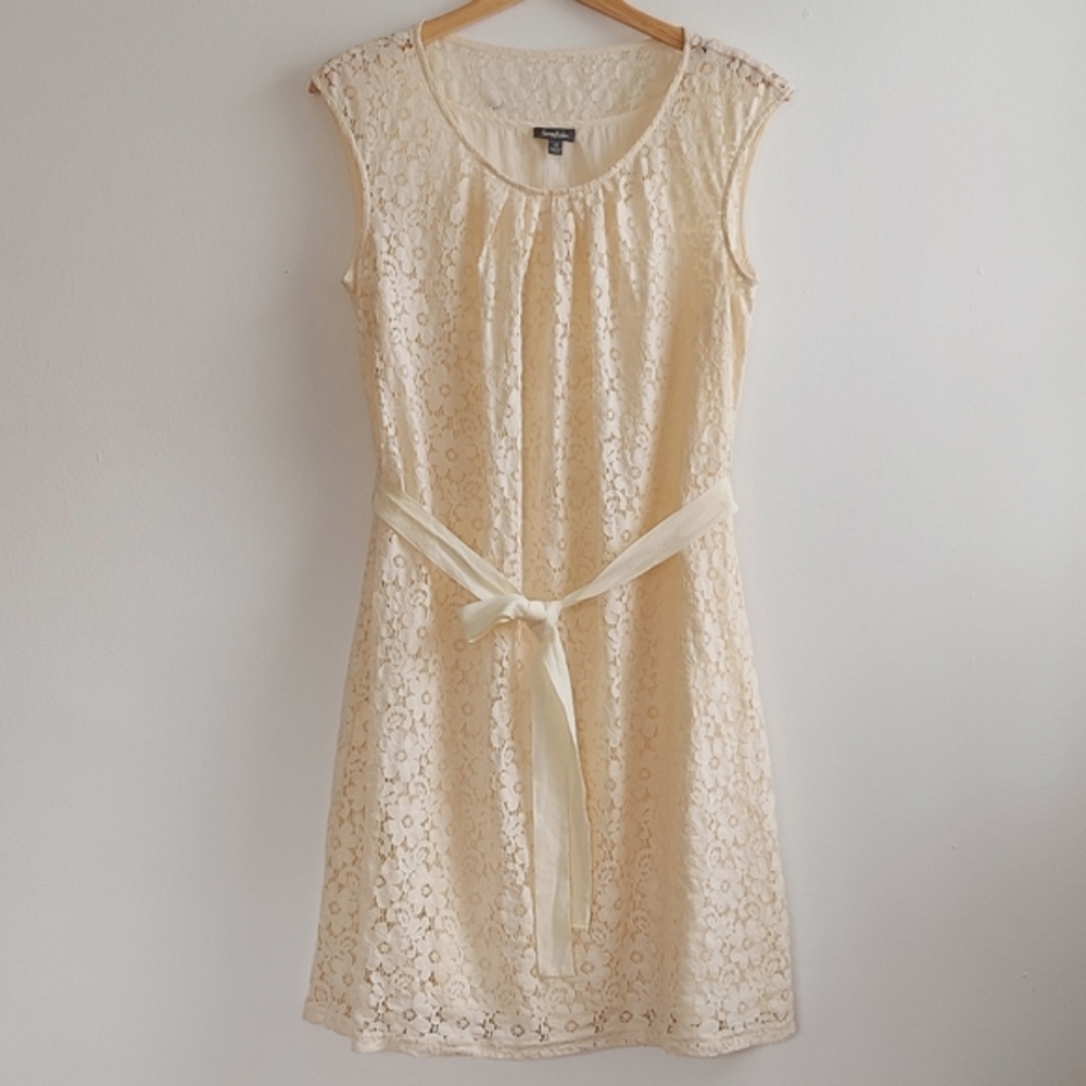 Neiman Marcus Ivory Floral Lace Dress, Sz 14